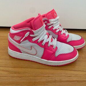 Air Jordan 1 Mid GS 'Hyper Pink'